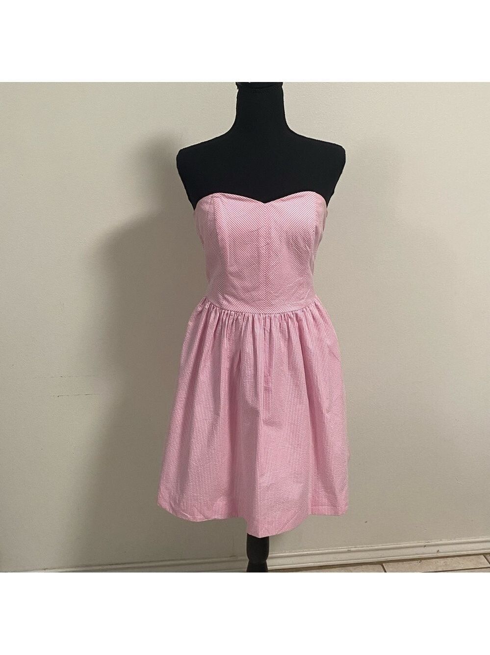 Lilly Pulitzer Seersucker Richelle Strapless dress Pink white stripe Size 2